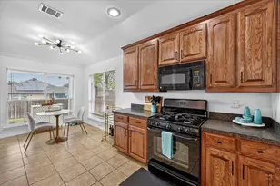 6040 Walleye Dr, Fort Worth, TX 76179 - Photo 9