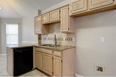 4206 Wild Plum Drive, Carrollton, TX 75010 - Photo 7