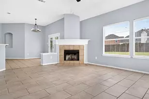 1022 Pondview Dr, Cedar Hill, TX 75104 - Photo 5