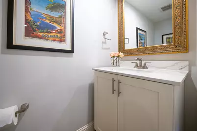 7424 W Northwest Highway #9, Dallas, TX 75225 - Photo 11