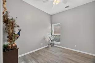 416 W 10th St, Dallas, TX 75208 - Photo 13