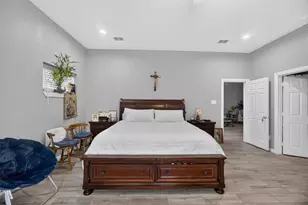 416 W 10th St, Dallas, TX 75208 - Photo 11
