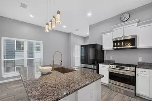 416 W 10th St, Dallas, TX 75208 - Photo 23