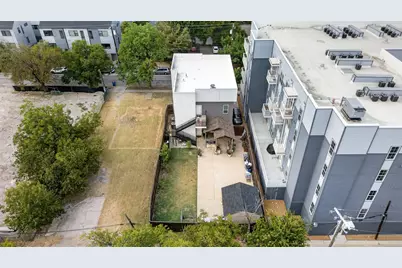 416 W 10th Street, Dallas, TX 75208 - Photo 37