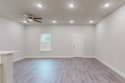 618 W Sears Street, Denison, TX 75020 - Photo 7