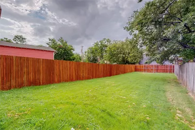 618 W Sears Street, Denison, TX 75020 - Photo 35