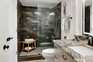 2502 Live Oak St, Dallas, TX 75204 - Photo 15