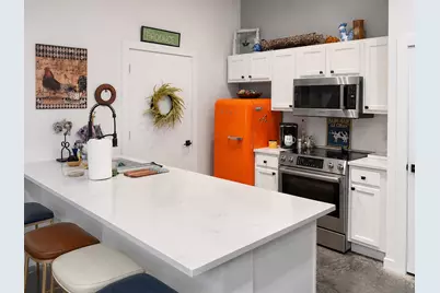 2502 Live Oak Street #322, Dallas, TX 75204 - Photo 3