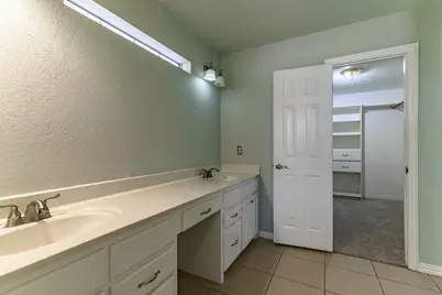 9009 Ravenswood Road, Granbury, TX 76049 - Photo 15