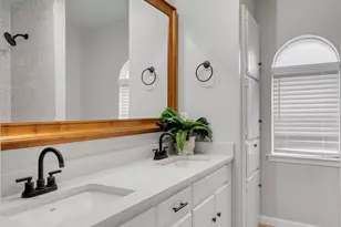 305 Northglen Dr, Hurst, TX 76054 - Photo 13
