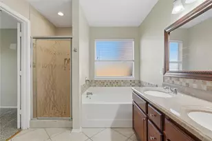 1104 Deedee Creek Dr, Euless, TX 76040 - Photo 15