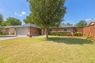 2505 Cloverdale St, Arlington, TX 76010 - Photo 1