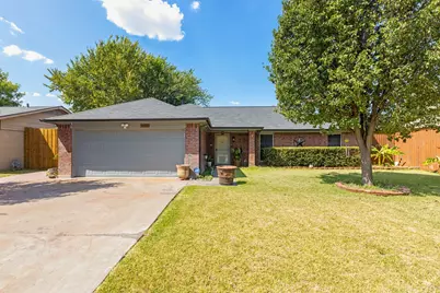 2505 Cloverdale Street, Arlington, TX 76010 - Photo 3