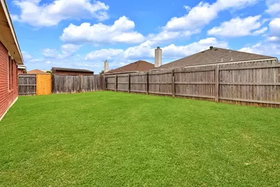 1039 Caliente Drive, Grand Prairie, TX 75051 - Photo 23