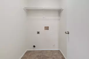 1039 Caliente Dr, Grand Prairie, TX 75051 - Photo 19