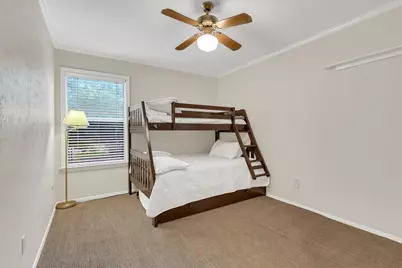 15735 Covewood Circle, Dallas, TX 75248 - Photo 17