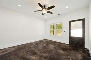 722 E Woodard St, Denison, TX 75021 - Photo 3