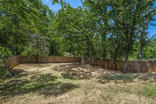 722 E Woodard St, Denison, TX 75021 - Photo 23