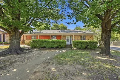 1214 Glasgow Drive, Sherman, TX 75092 - Photo 1