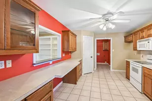 702 Azalea Trail, Waxahachie, TX 75165 - Photo 7