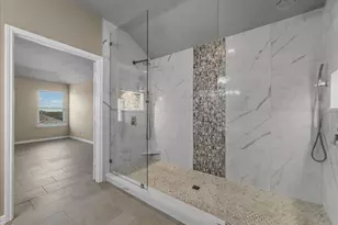 5701 Parkview Hills Ln, Fort Worth, TX 76179 - Photo 11