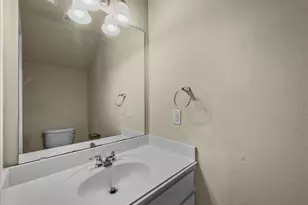 5701 Parkview Hills Ln, Fort Worth, TX 76179 - Photo 19