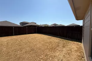 124 Greengate Dr, Boyd, TX 76023 - Photo 9