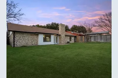 3977 Windhaven Road, Fort Worth, TX 76133 - Photo 3