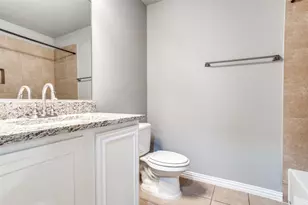 2364 Calendar Ct, Grand Prairie, TX 75050 - Photo 21