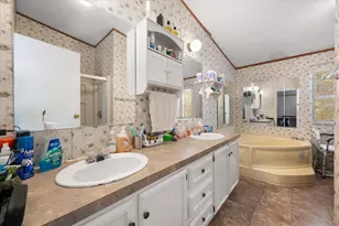 605 S E County Rd 3124C, Corsicana, TX 75109 - Photo 11