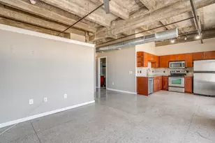 221 W Lancaster Ave, Fort Worth, TX 76102 - Photo 17
