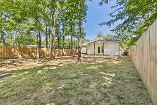 14089 E Travis Ln, Log Cabin, TX 75148 - Photo 23