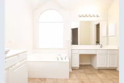 3916 Sharondale Drive, Flower Mound, TX 75022 - Photo 17