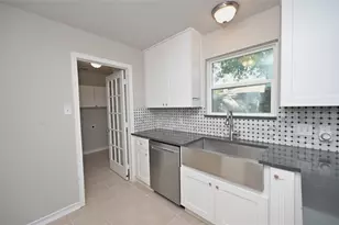4649 Misty Ridge Dr, Fort Worth, TX 76137 - Photo 5