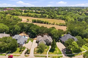 1207 Oak Crk Dr, Ennis, TX 75119 - Photo 9