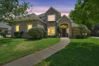 1207 Oak Creek Drive, Ennis, TX 75119 - Photo 7