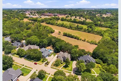 1207 Oak Creek Drive, Ennis, TX 75119 - Photo 13