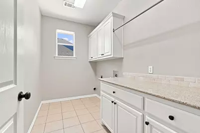 1207 Oak Creek Drive, Ennis, TX 75119 - Photo 33