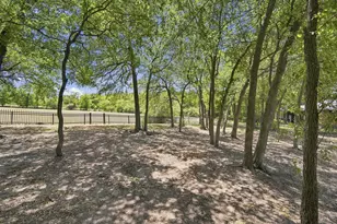 1207 Oak Crk Dr, Ennis, TX 75119 - Photo 37