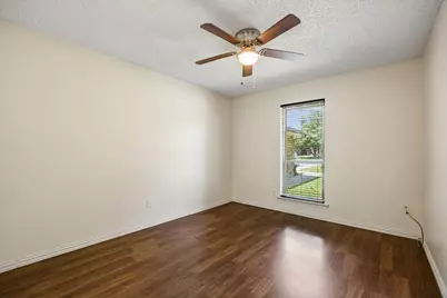 110 Bryn Mawr Lane, Waxahachie, TX 75165 - Photo 15