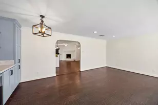 8618 Lockhaven Dr, Dallas, TX 75238 - Photo 3
