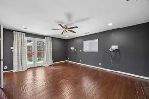 8618 Lockhaven Dr, Dallas, TX 75238 - Photo 15