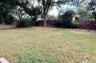 2229 Chasefield Dr, Plano, TX 75023 - Photo 11