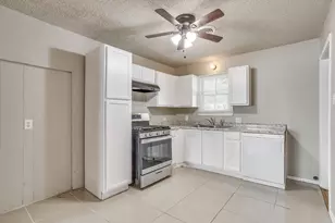 3109 Dogwood Park Dr, Richland Hills, TX 76118 - Photo 7