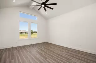 2119 Middlewood Cir, Granbury, TX 76049 - Photo 19