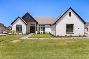 2119 Middlewood Cir, Granbury, TX 76049 - Photo 35