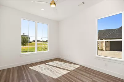 2119 Middlewood Circle, Granbury, TX 76049 - Photo 23