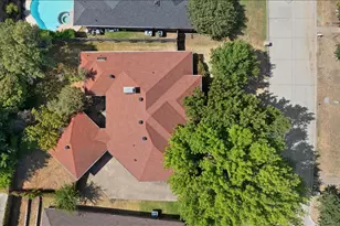 3637 Bluegrass Dr, Grand Prairie, TX 75052 - Photo 39