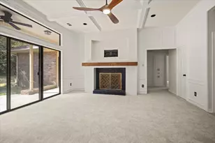 3637 Bluegrass Dr, Grand Prairie, TX 75052 - Photo 9
