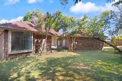 3637 Bluegrass Drive, Grand Prairie, TX 75052 - Photo 31